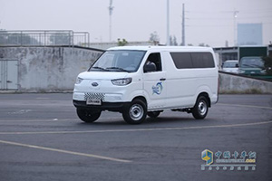 奇瑞開瑞江豚E5/E7客運版：新能源商用車市場的新勢力，經(jīng)濟實惠的多功能電動輕客