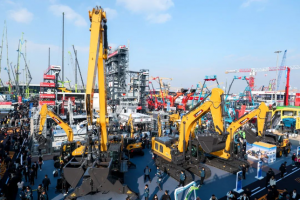 12000㎡、超180款展品—智慧徐工震撼亮相bauma CHINA 2024