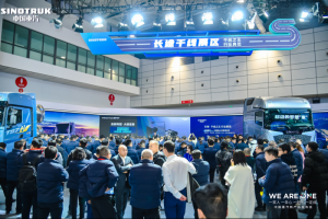 中國重汽全新一代牽引車：全能智慧重卡為夢奔赴 鑄就移動夢想“家”