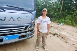 不想打工了怎么辦？廣西北海劉老板選擇江淮1卡駿鈴，生活大變樣