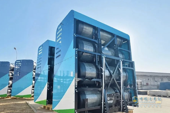 國內(nèi)首批！榮程新能100輛200KW氫能重卡下線