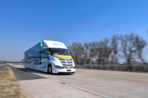 一汽解放星域概念卡車進入路試階段