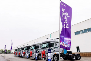 潤物細(xì)無聲 2025一汽解放J7煥新權(quán)益榮耀啟程