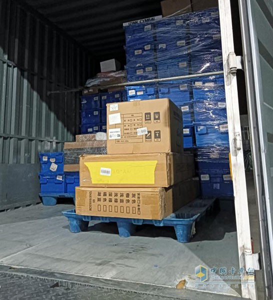 年省超10萬 9.8米歐航智藍(lán)246度電新能源卡車降本立竿見影