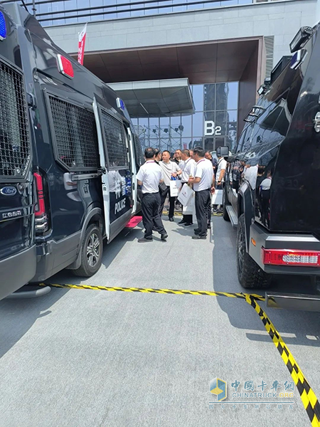 森源鴻馬防暴突擊車助力警務(wù)工作新升級