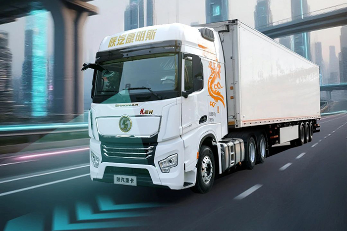 陜汽康明斯龍驤H柴油牽引車，智能驅(qū)動，省油更省心！