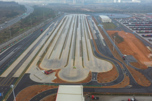 硬核實(shí)力，可靠品質(zhì)—乘龍車型B10壽命性能可靠為安全運(yùn)輸保駕護(hù)航