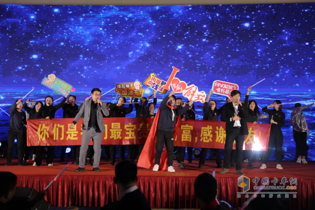 開年戰(zhàn)報：一汽解放首月終端份額達到25.8%，以領(lǐng)跑者姿態(tài)起步2023