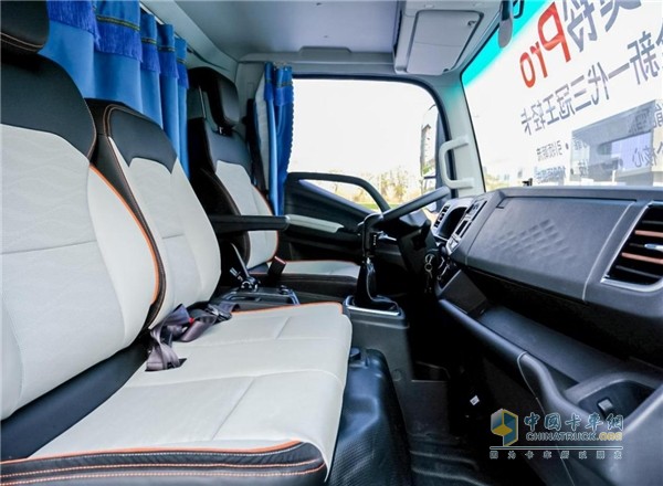 科技為王！看福田汽車新一代三冠王如何續(xù)寫榮光