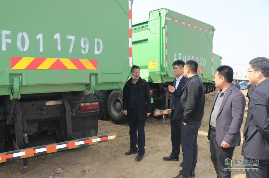 綠動(dòng)保定 共筑未來 萬物友好純電自卸車批量交付保定保雄