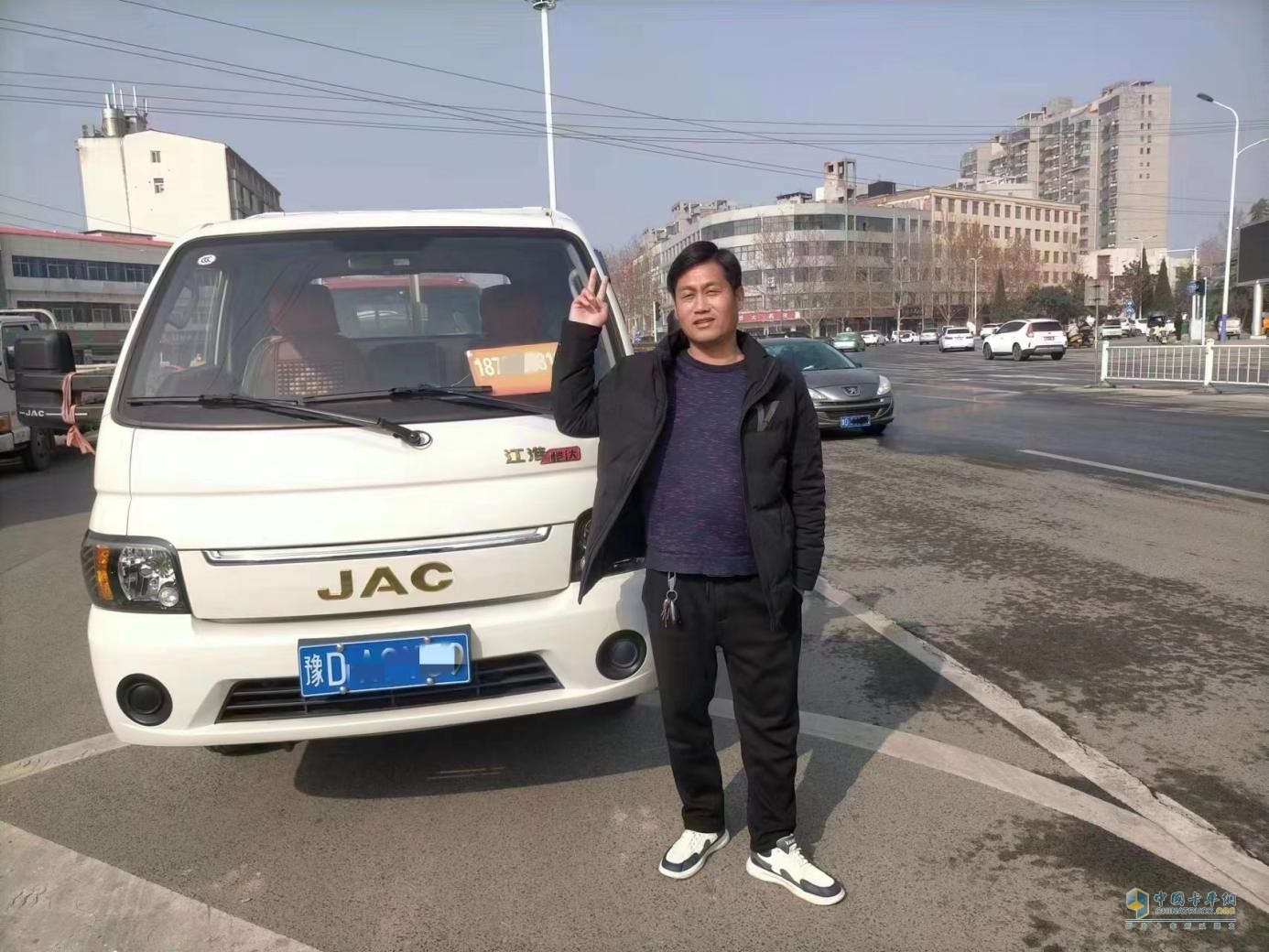 干一行鉆一行，入行十幾年，他為何換愷達(dá)轎卡跑零散貨運(yùn)？