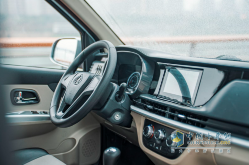 長在用戶心巴上的車，應(yīng)該是什么樣子？新長安星卡來告訴你