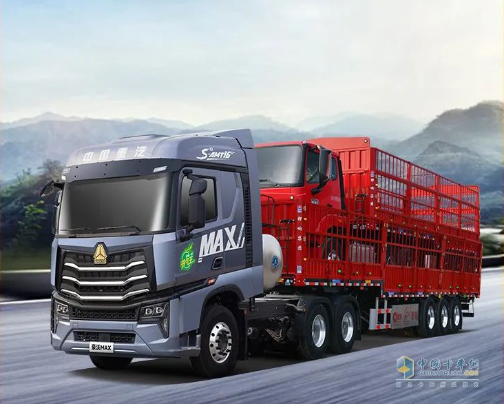 3月，中國重汽全新一代豪沃MAX燃氣車在百城聯(lián)動上市發(fā)布會鉅惠活動中，狂銷2000輛；在新疆，獲得大客戶1000輛砸單；中國重汽汕德卡G7S全新一代燃氣車于新疆上市，斬獲318臺訂單……中國重汽全新一代燃氣車能夠成為市場公認的“疆煤外運”首選裝備，源于“科技引領(lǐng)+解決方案”的核心戰(zhàn)略，將卡友在運煤路上的一切痛點化為無形，真真正正做到想客戶所想，自然備受青睞。