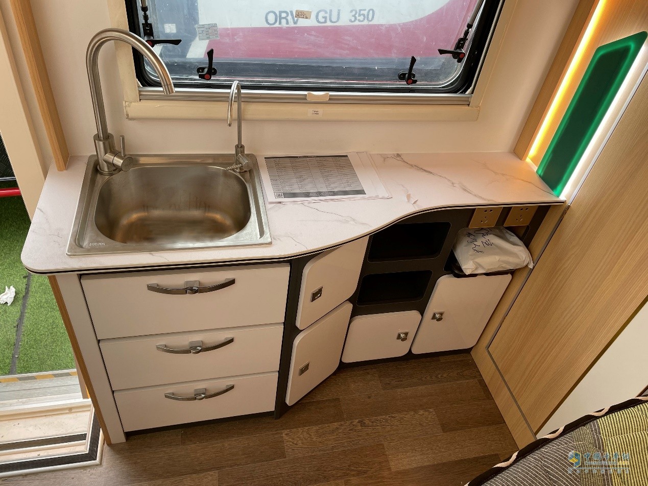 開著奧鈴M卡房車出發(fā)，享受美好Vanlife