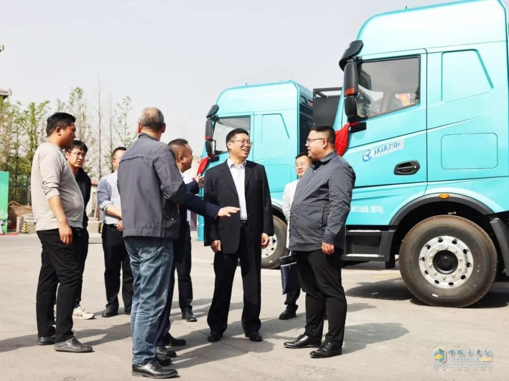 進(jìn)入2023年，如果科技旗下長(zhǎng)征汽車新能源重卡先后在唐山、保定、天津、成都、青島等地批量交付，實(shí)現(xiàn)開門紅。
