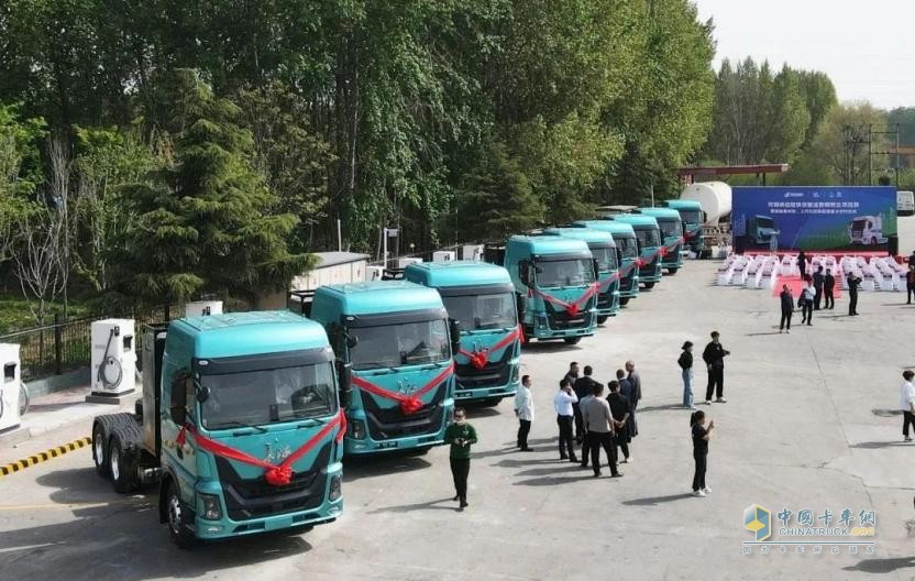 進(jìn)入2023年，如果科技旗下長(zhǎng)征汽車新能源重卡先后在唐山、保定、天津、成都、青島等地批量交付，實(shí)現(xiàn)開門紅。