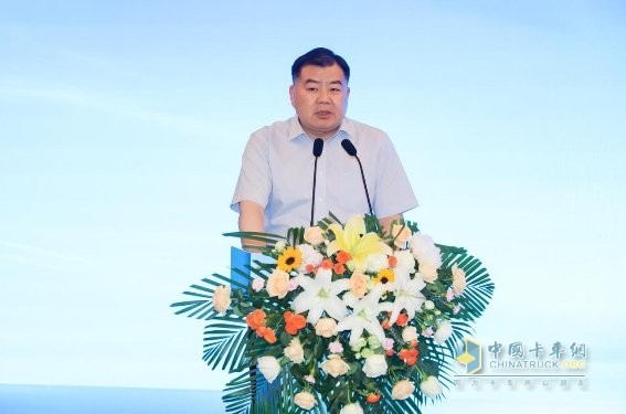踐行“用戶共創(chuàng)” 宇通重卡全系新品共創(chuàng)大會(huì)在鄭舉行