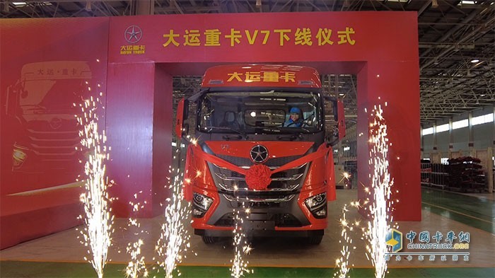 “挖呀挖”火爆源于美好 大運V7熱銷源于“輕和省”