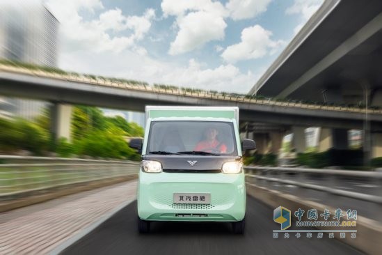 末端城配車怎么選？北汽雷馳新能源MINI卡好看又好開