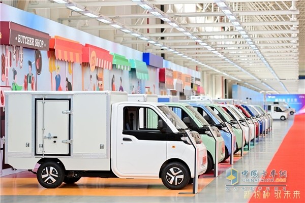 北汽雷馳新能源MINI卡：城市配送新寵，一車多用實力派