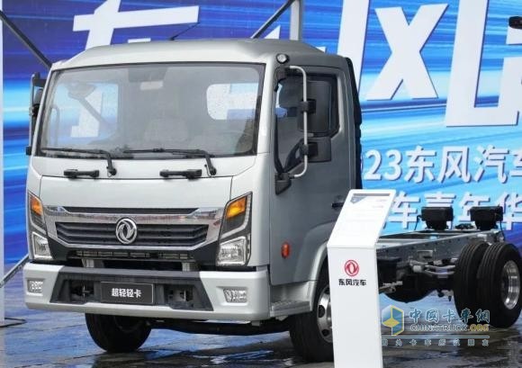 hin震撼！東風(fēng)輕型車“硬核產(chǎn)品”讓您大飽眼福