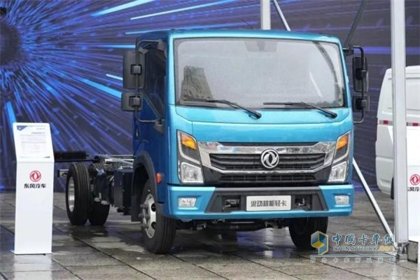 hin震撼！東風(fēng)輕型車“硬核產(chǎn)品”讓您大飽眼福