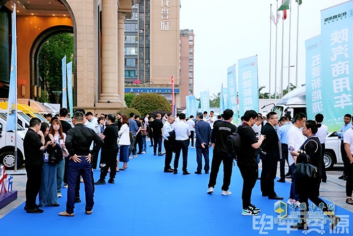 迎來市場爆發(fā)前夜！物流行業(yè)大咖描繪新能源美好藍(lán)圖