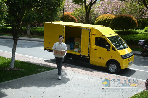 德力新能源江峰：場(chǎng)景定義車型，大力牛魔王D08主打城配物流智能化