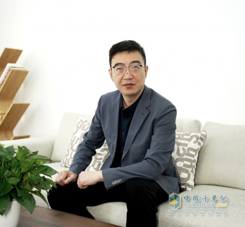 德力新能源江峰：場(chǎng)景定義車型，大力牛魔王D08主打城配物流智能化