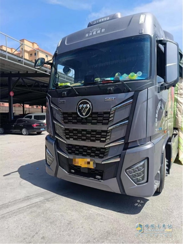 歐曼星輝580馬力自動擋燃氣車