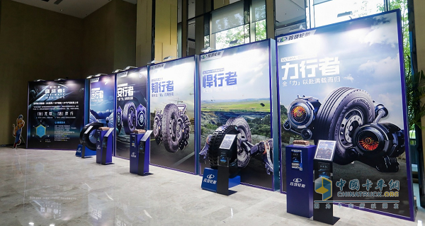 打造高端商用車輪胎標(biāo)桿，新玲瓏終結(jié)者系列重磅發(fā)布！