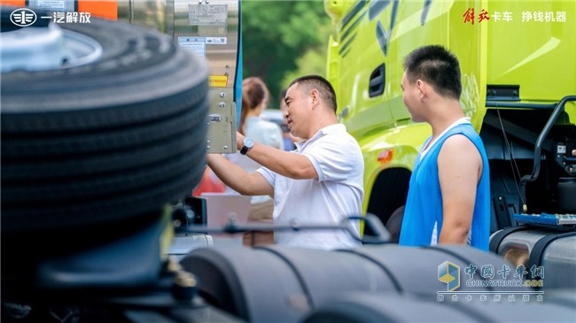 “兵家”必爭的燃氣重卡市場， 解放J7 6SX1成行業(yè)寵兒！