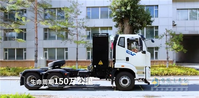 一汽解放J6L純電牽引車(chē)-節(jié)能創(chuàng)富，全能座駕復(fù)雜市場(chǎng),如何挑選卡車(chē)?
