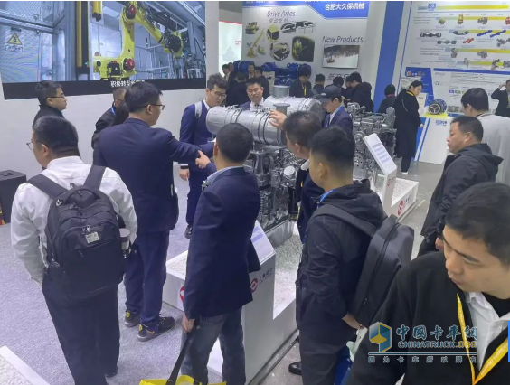 bauma China 2024火熱開幕，上柴動力首日精彩盤點
