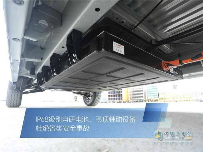 開瑞江豚：全方位守護(hù)，打造極致安全新標(biāo)桿