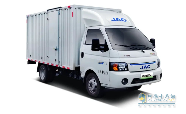 1號(hào)伙伴親測(cè)，愷達(dá)EX6能裝耐跑，節(jié)能更省力