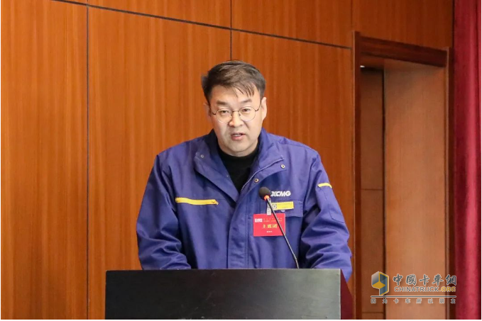 感恩奮進、真抓實干！徐工汽車召開職代會暨2025年經(jīng)濟工作會議
