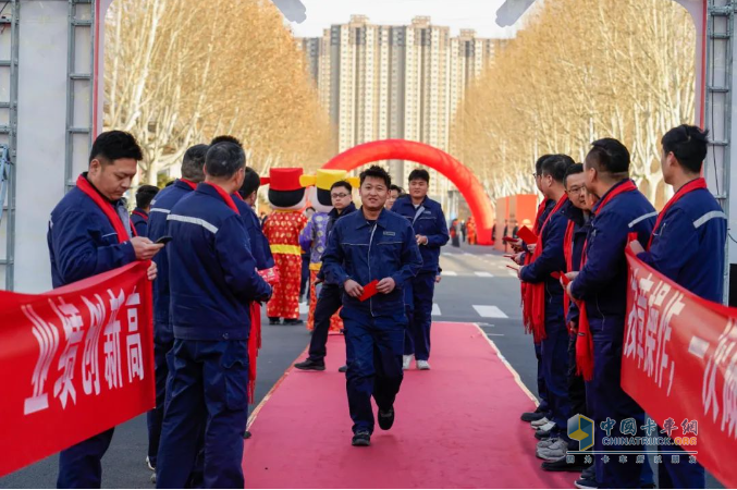 宇通專用車2025年開工盛典燃情開啟！