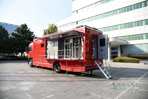 森源鴻馬凈水車：搭載智能大腦，讓應(yīng)急供水更高效