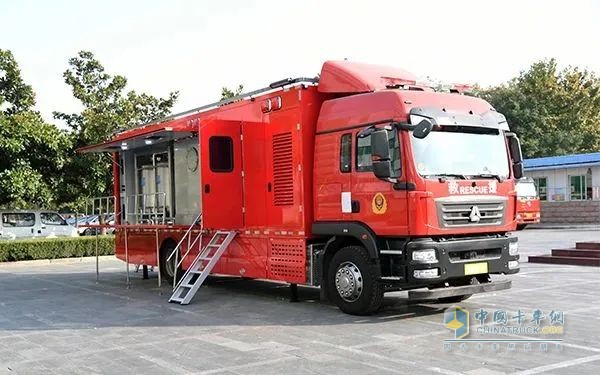 森源鴻馬凈水車：搭載智能大腦，讓應(yīng)急供水更高效