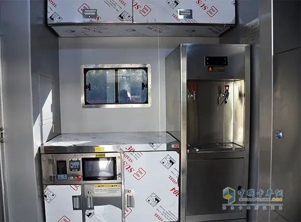 森源鴻馬凈水車：搭載智能大腦，讓應(yīng)急供水更高效