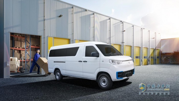 開瑞江豚VAN系陣營(yíng)全面擴(kuò)充，重構(gòu)商用車價(jià)值標(biāo)準(zhǔn)