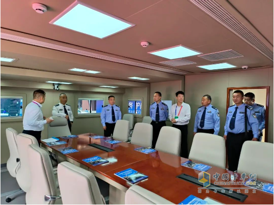 森源鴻馬閃耀第十二屆警用裝備博覽會(huì)：詮釋“移動(dòng)通信指揮車平臺(tái)智能制造者”實(shí)力