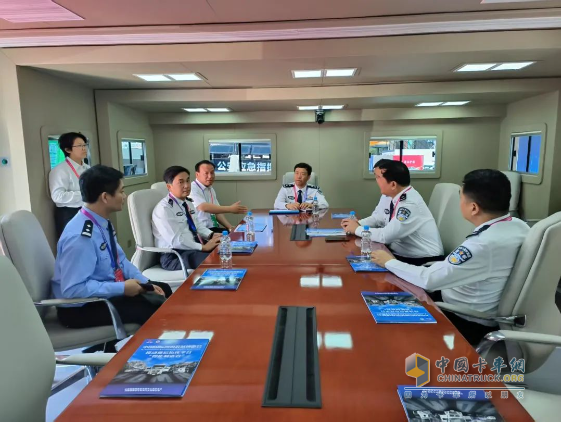 森源鴻馬閃耀第十二屆警用裝備博覽會(huì)：詮釋“移動(dòng)通信指揮車平臺(tái)智能制造者”實(shí)力
