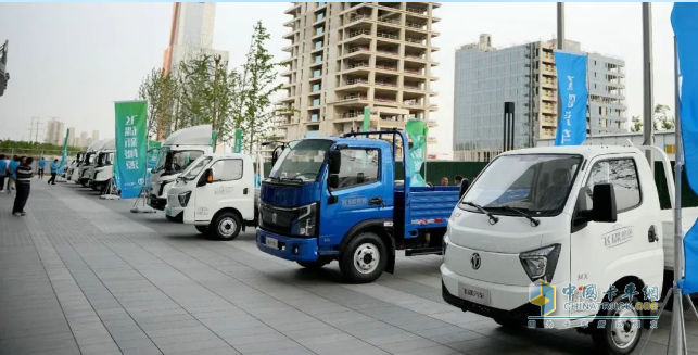 飛碟汽車「亮劍中原」新能源全系產(chǎn)品發(fā)布會盛大啟幕