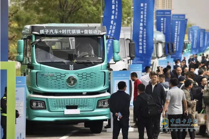 質(zhì)子汽車樹(shù)立智能駕駛新范式
