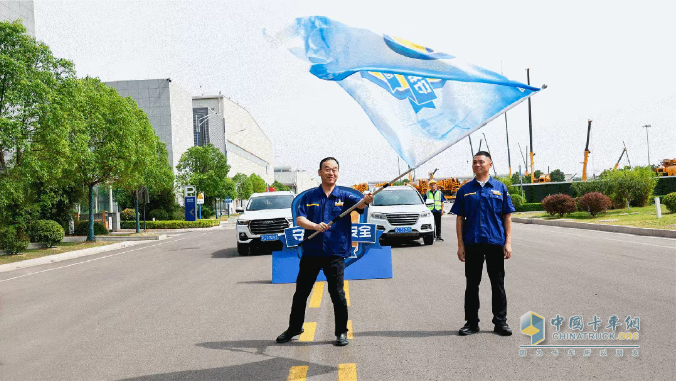 全球聯(lián)動·八年同行—徐工守護(hù)吊裝安全，讓用戶更安心