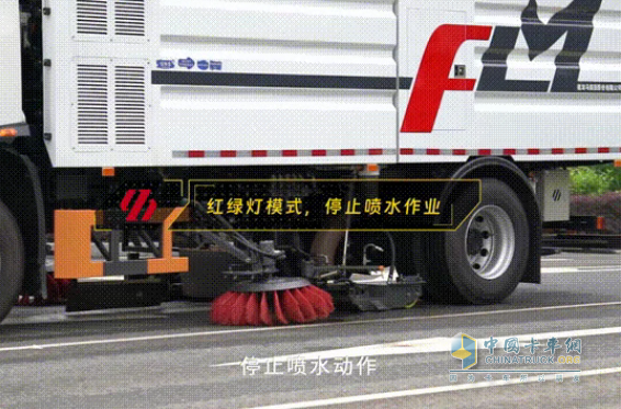 福龍馬集團：超高效靜音純電動洗掃車潔凈效率雙在線