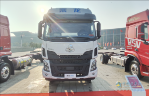 乘龍H5 270馬力大單橋卡車(chē)：新年返工期間的貨運(yùn)利器