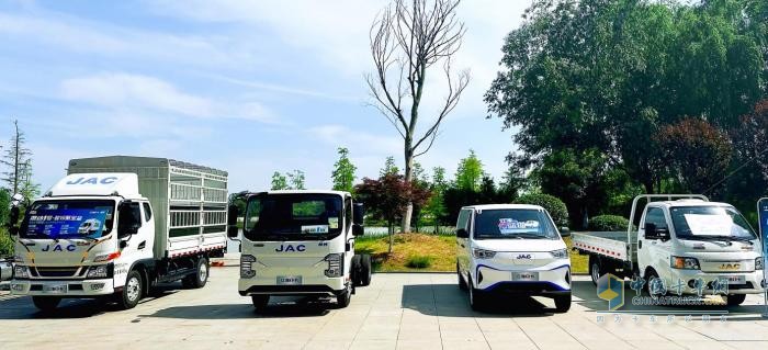 江淮1卡：全系車型提前實(shí)施國六b，一步到位引領(lǐng)行業(yè)